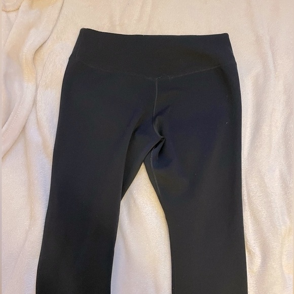 Nike Women’s One Therma Fit Leggings - Picture 2 of 5